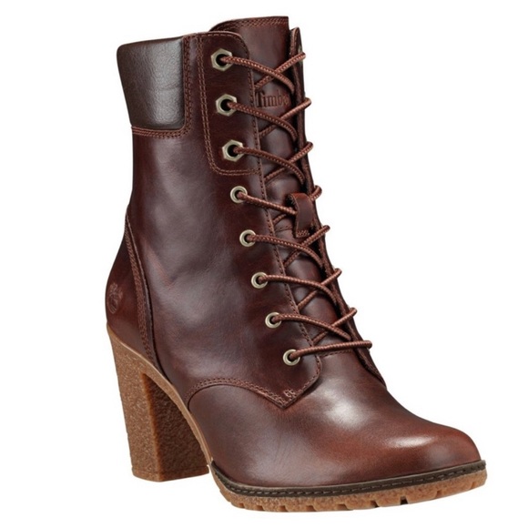 **SOLD** Timberland’s Glancy Boots - Picture 1 of 12